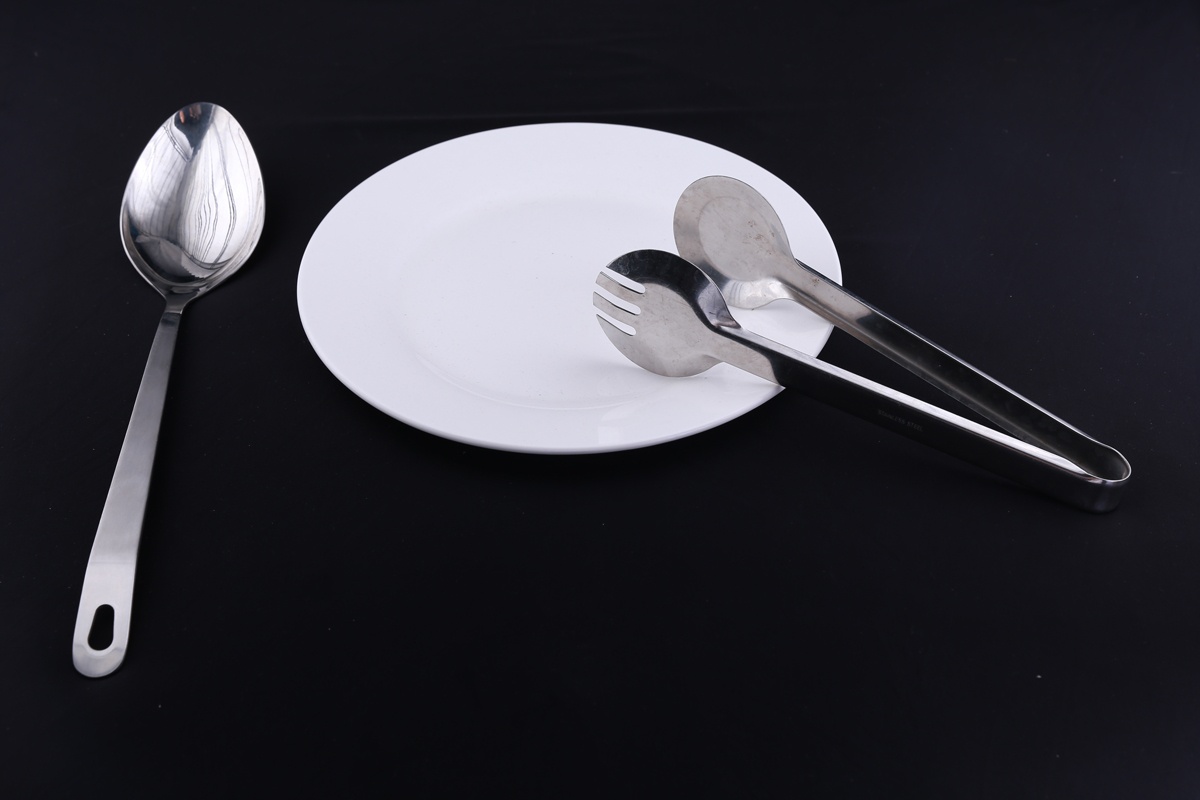 自助餐瓷碟勺子餐夾